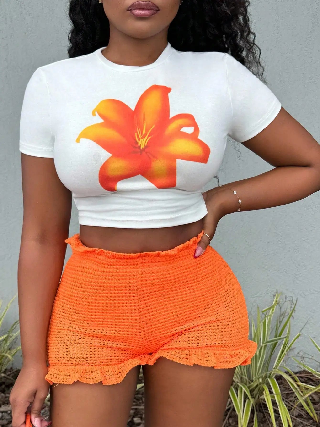 Women's Summer Floral Crop Top & Orange Ruffle Hem Shorts Set, Casual Beachwear Matching Outfit